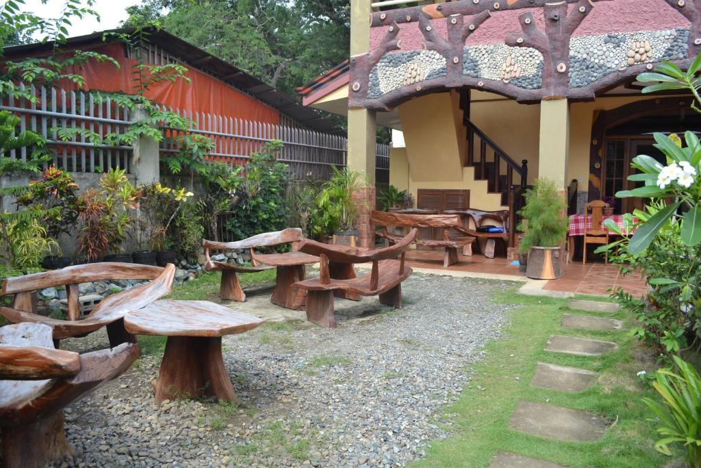 J-Lais Balai Turista - Pensionne House Puerto Princesa ภายนอก รูปภาพ