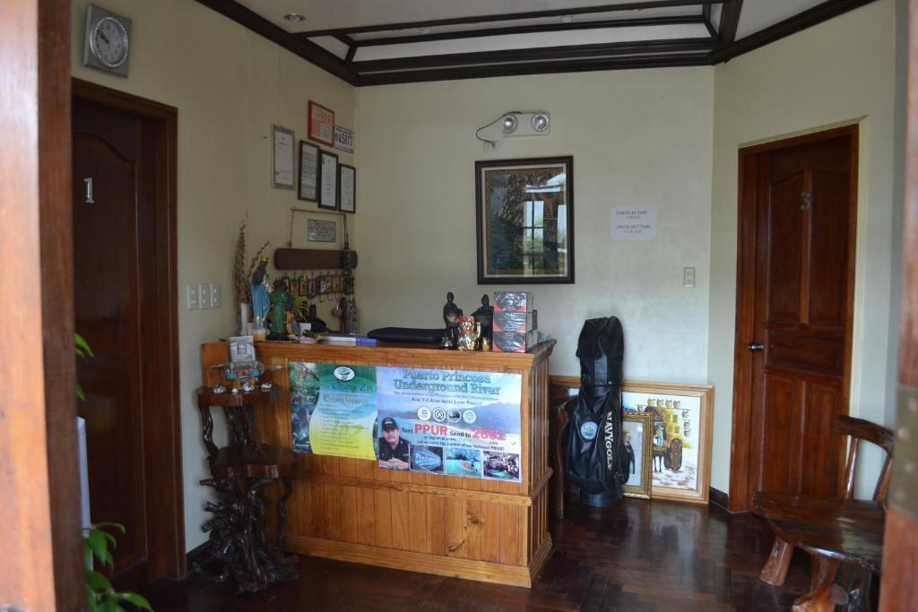 J-Lais Balai Turista - Pensionne House Puerto Princesa ภายนอก รูปภาพ